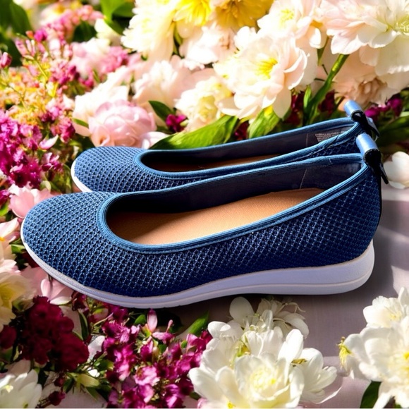 Preppy 🌸 Susina Wedge Slip-on Shoes Blue - Size 8B -Comfort Classic Summer Shoes - Picture 10 of 16